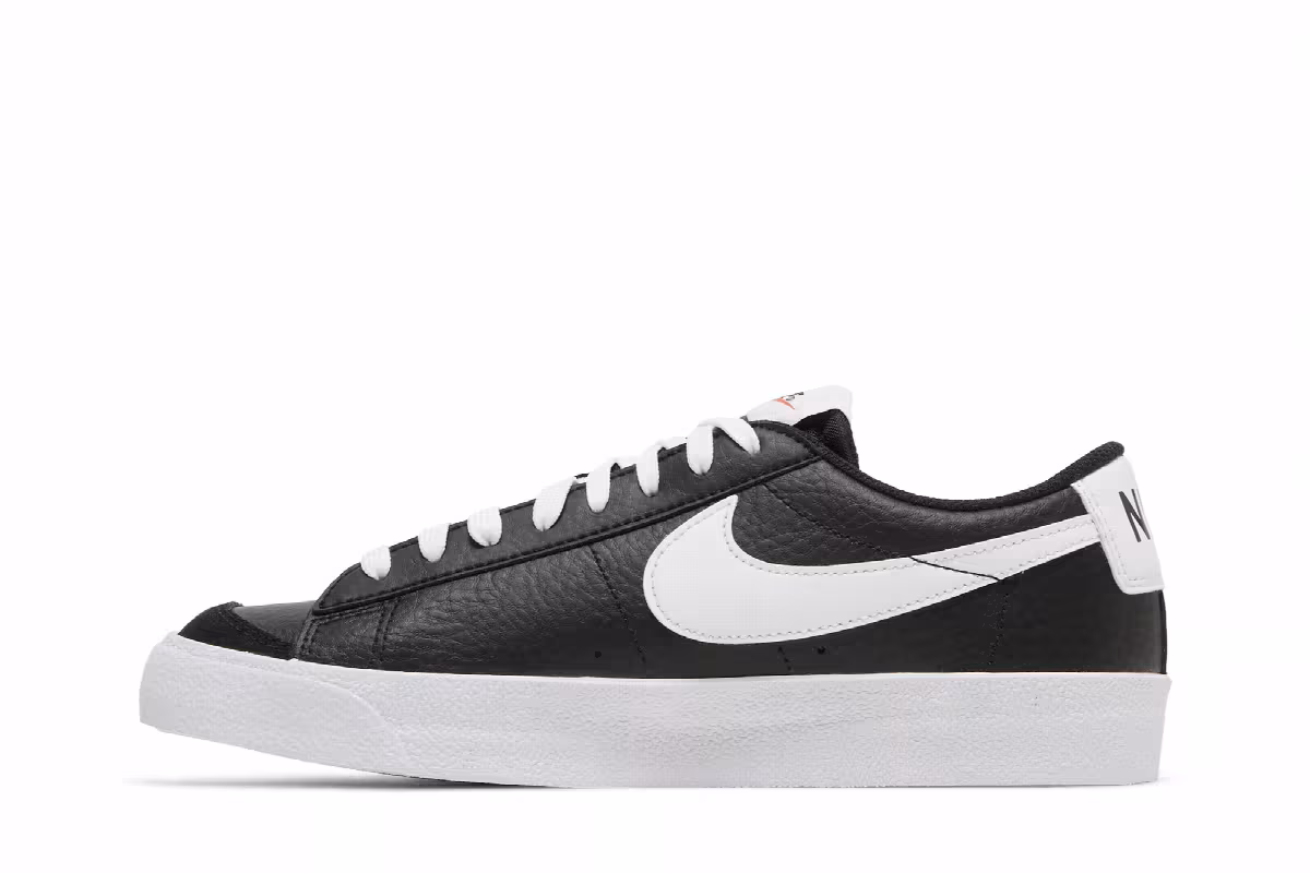 Nike Blazer Low Black White, view 4