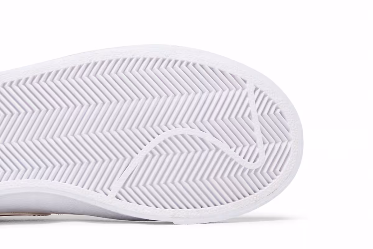 Nike Blazer Low White Team Orange, view 6