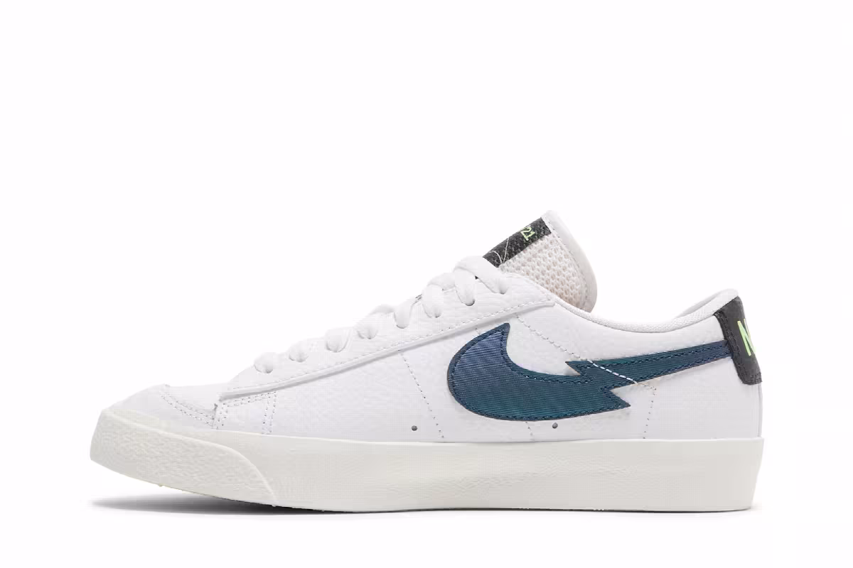 Nike Blazer Low Lightning Bolt Swoosh, view 4