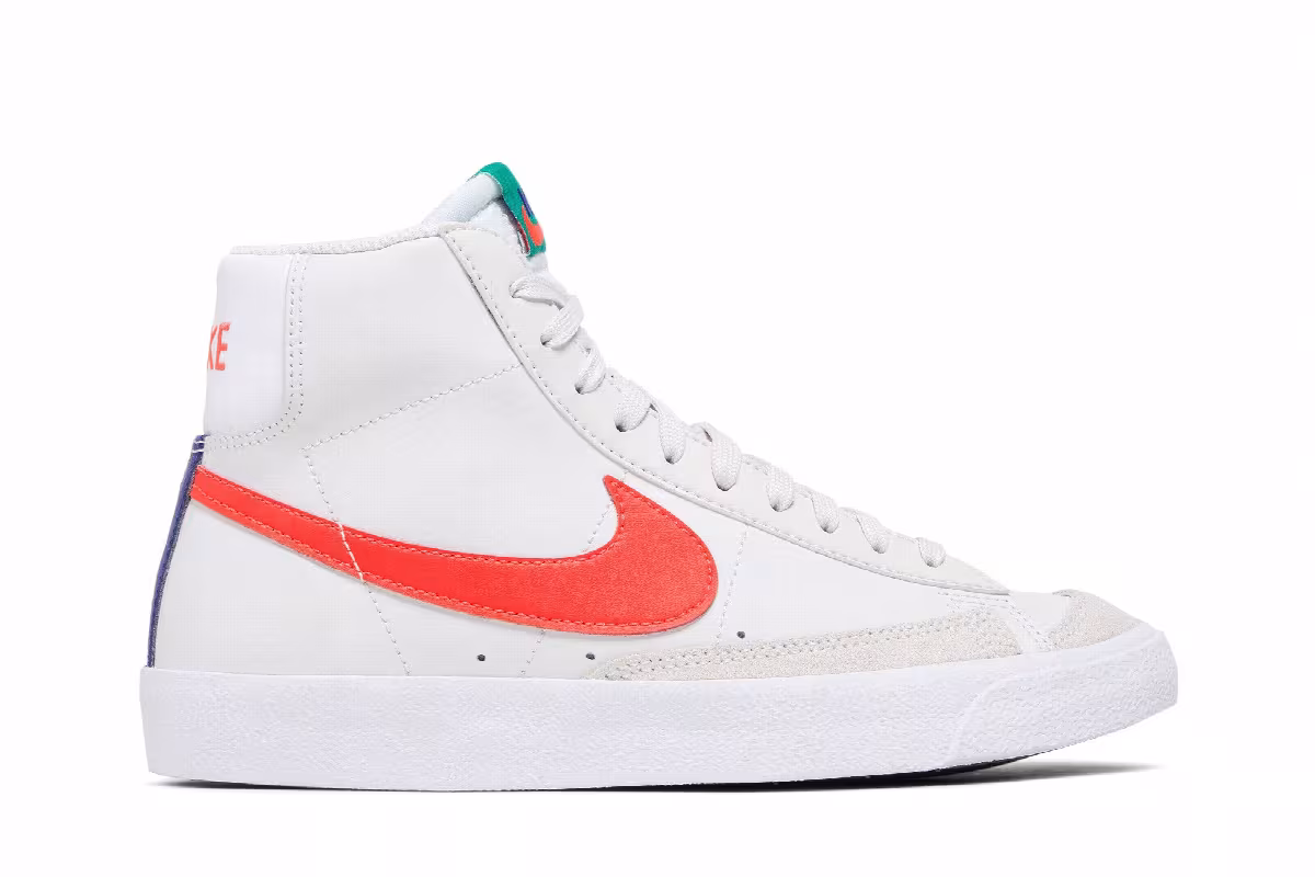 Nike Blazer Mid Platinum Tint Bright Crimson, view 2