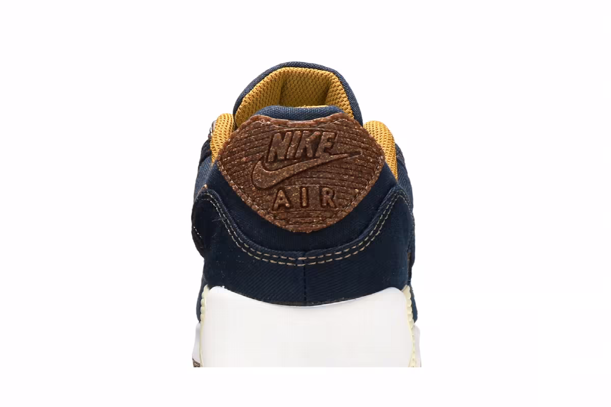 Nike Air Max 90 Cork - Obsidian, view 8