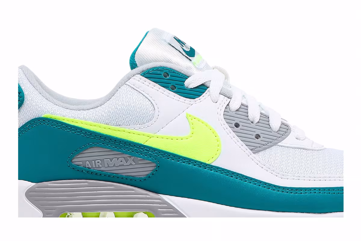 Nike Air Max 90 Spruce Lime, view 3