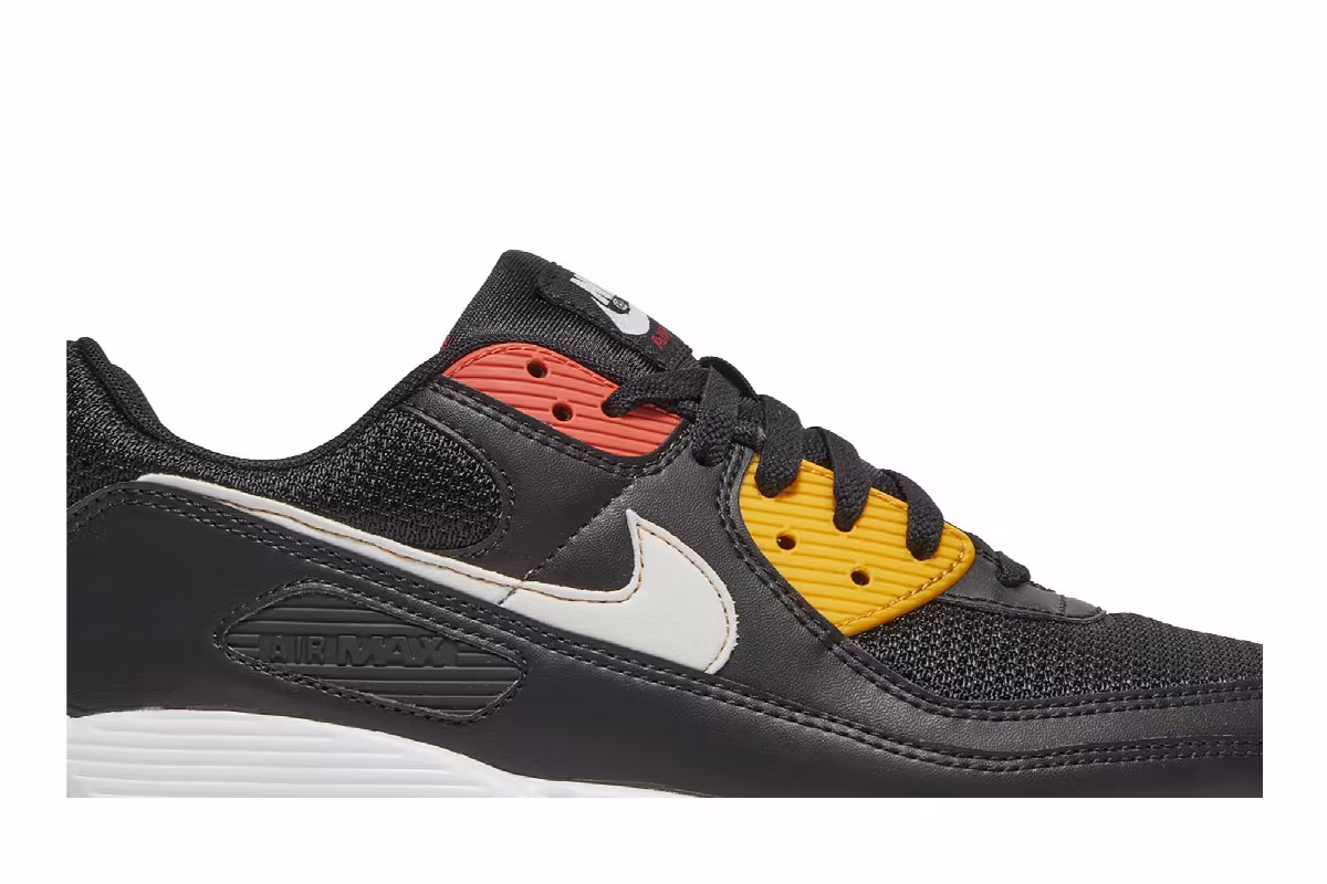 Nike Air Max 90 Roswell Rayguns, view 3