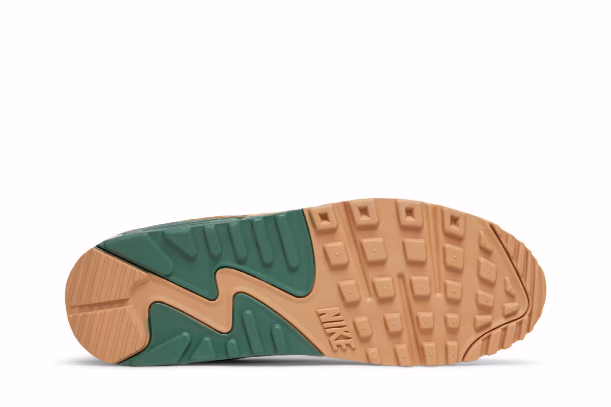 Nike Air Max 90 Premium Light Bone Dutch Green, view 5
