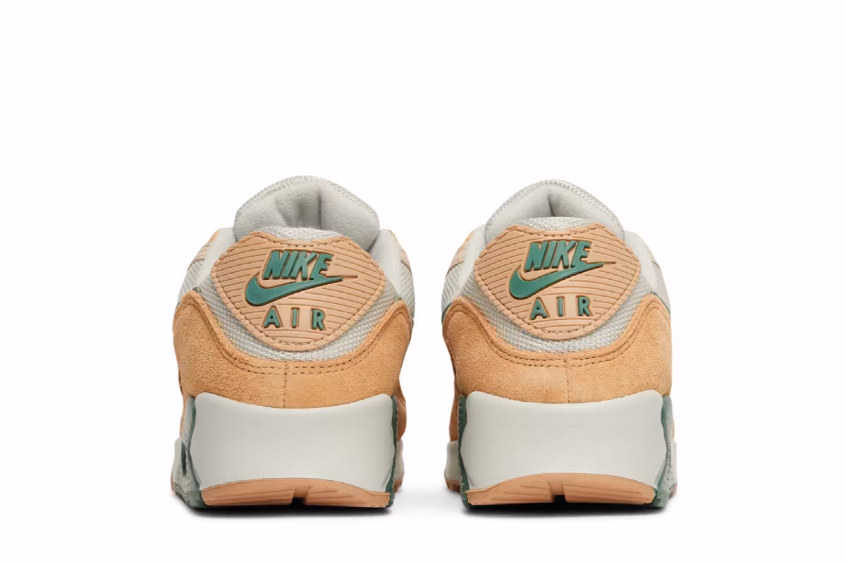 Nike Air Max 90 Premium Light Bone Dutch Green, view 7