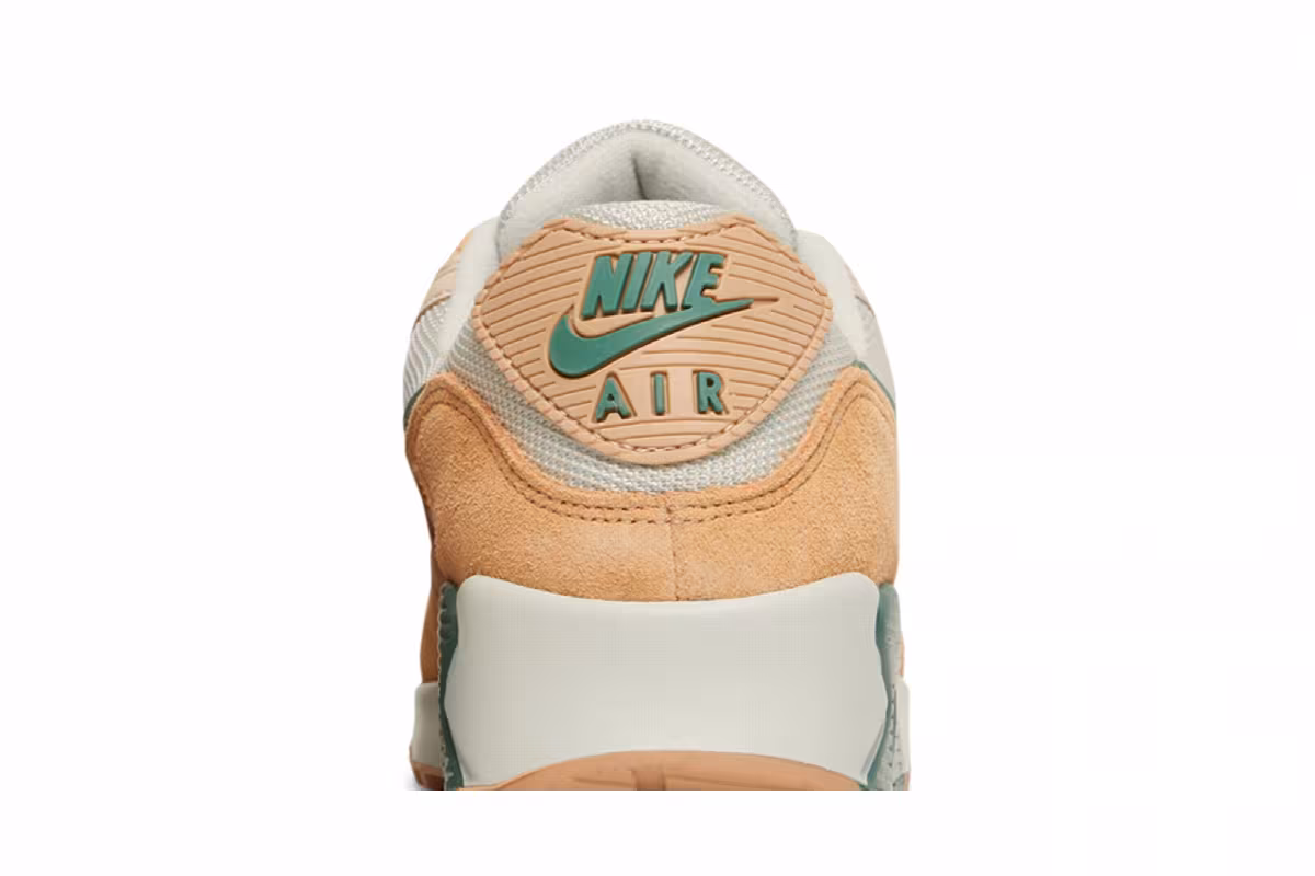 Nike Air Max 90 Premium Light Bone Dutch Green, view 8