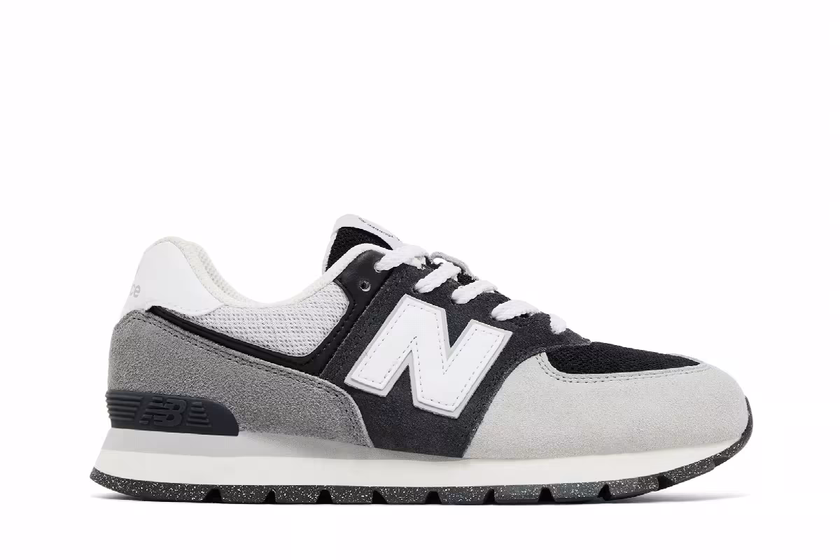 New Balance 574 Big Kid Blacktop White, view 2
