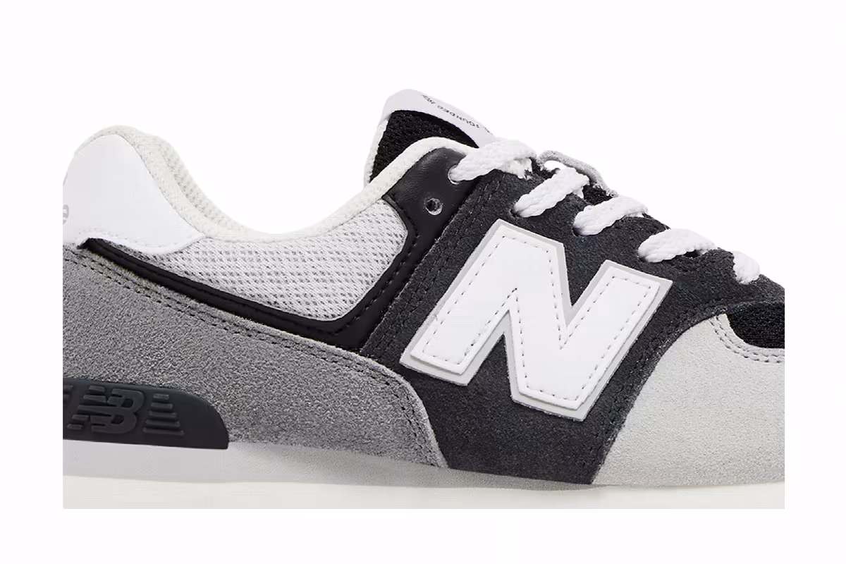 New Balance 574 Big Kid Blacktop White, view 3