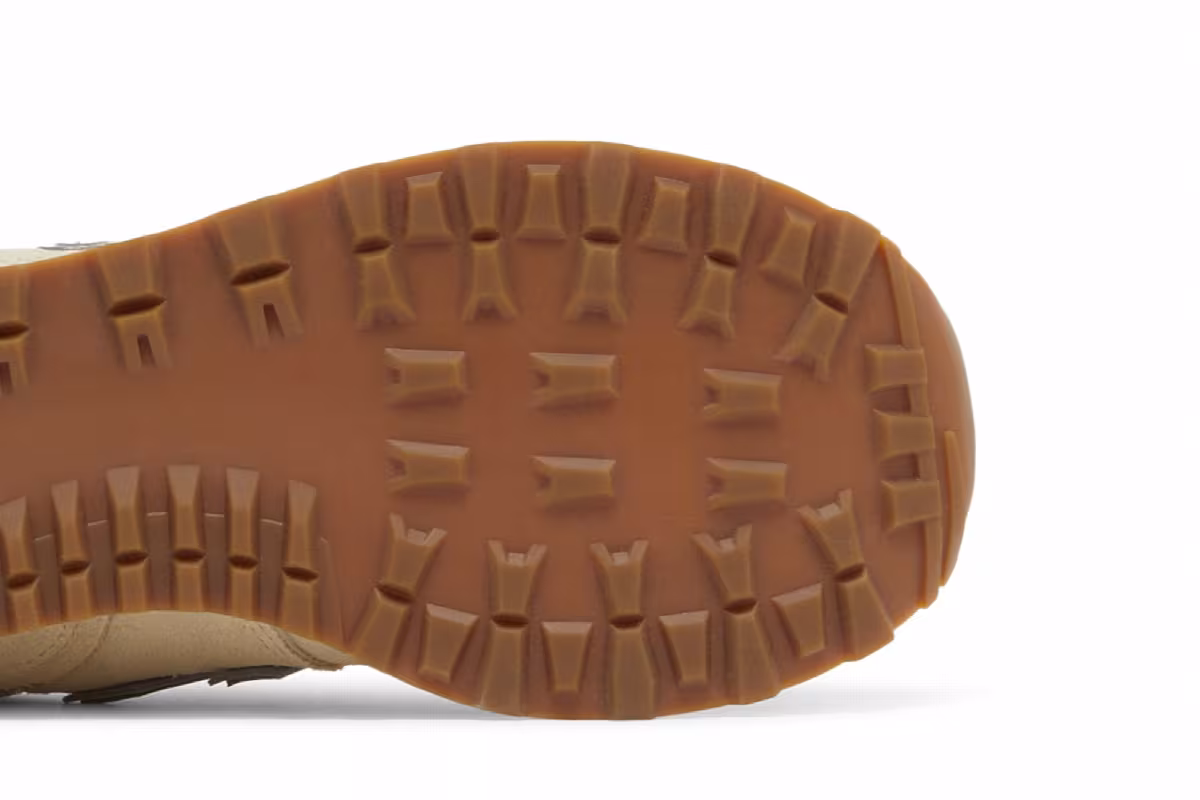 New Balance Women's 574 Sandstone Angora, view 6