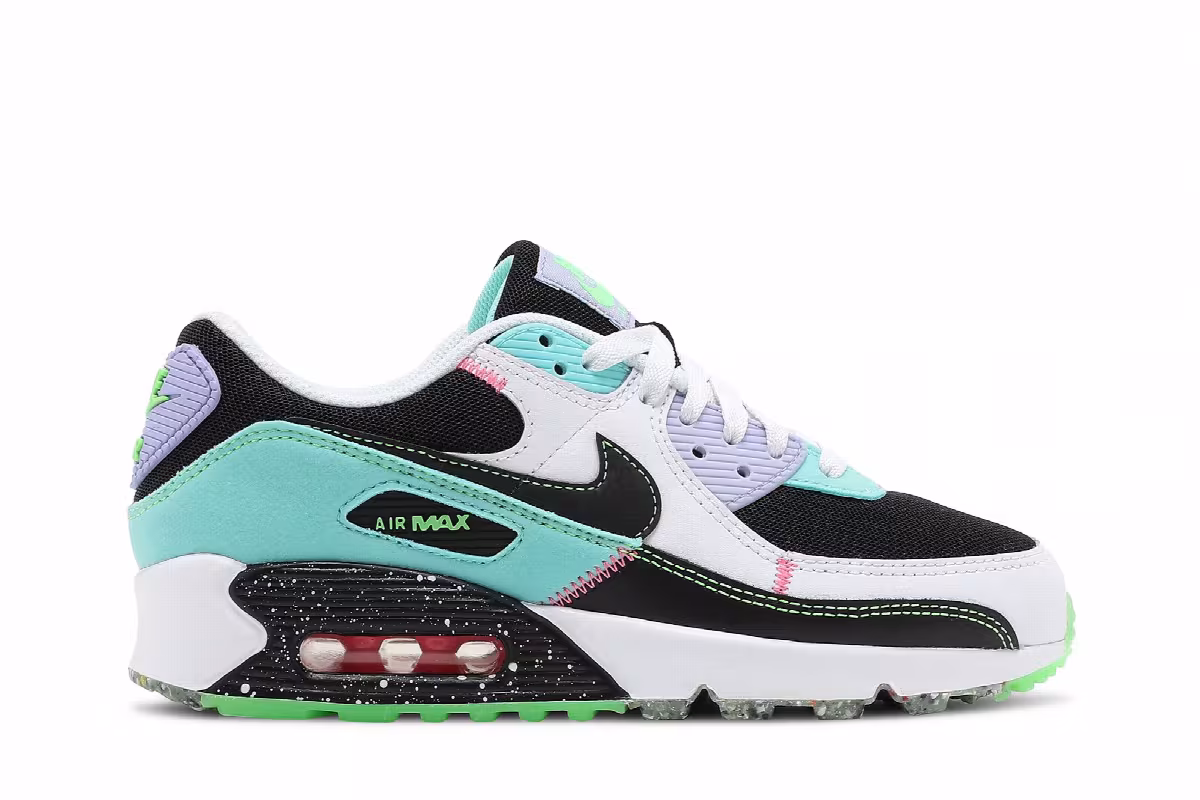 Nike Women's Air Max 90 Exeter Edition - Aurora Green, view 2
