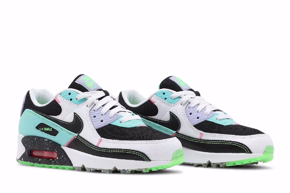 Nike Women's Air Max 90 Exeter Edition - Aurora Green, view 9