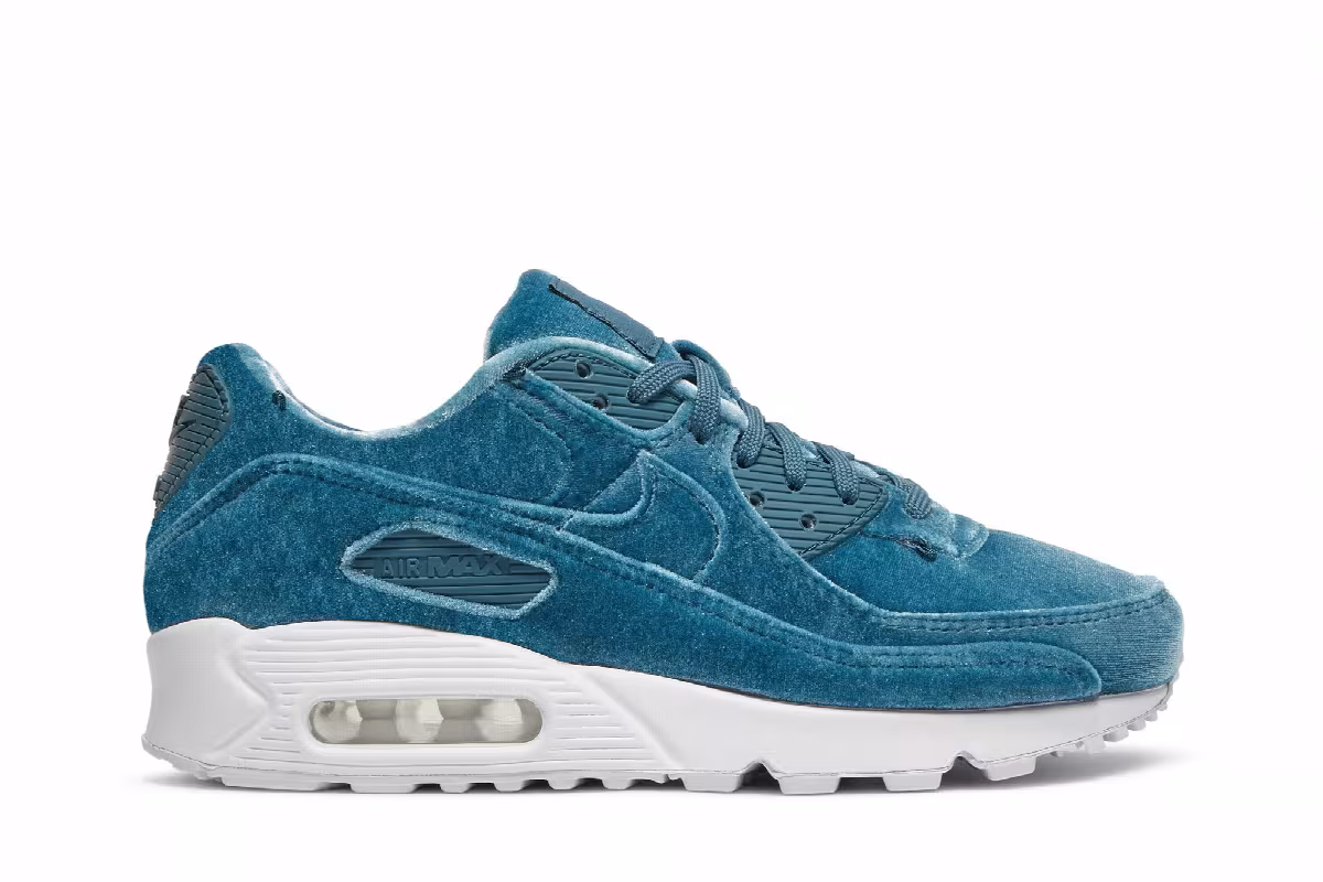 Nike Women's Air Max 90 Lucky Charms, view 2