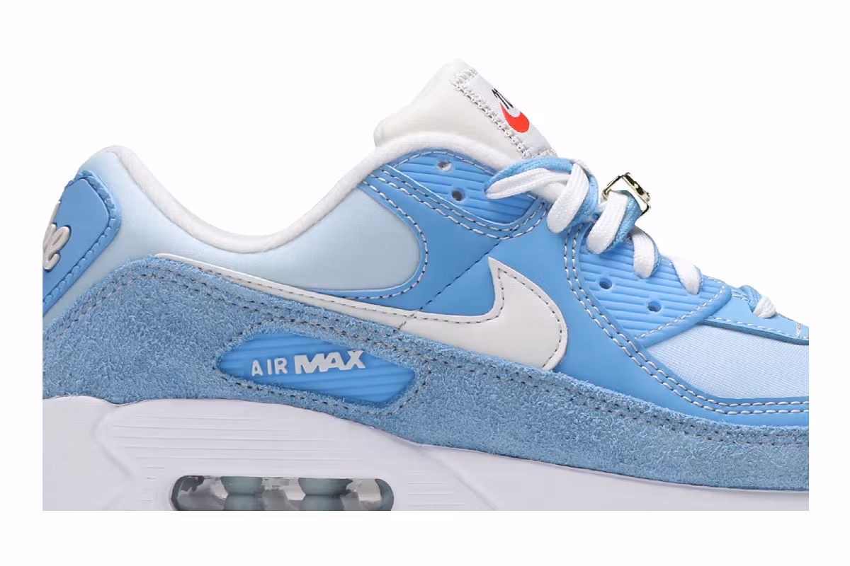 Nike Women's Air Max 90 First Use, view 3