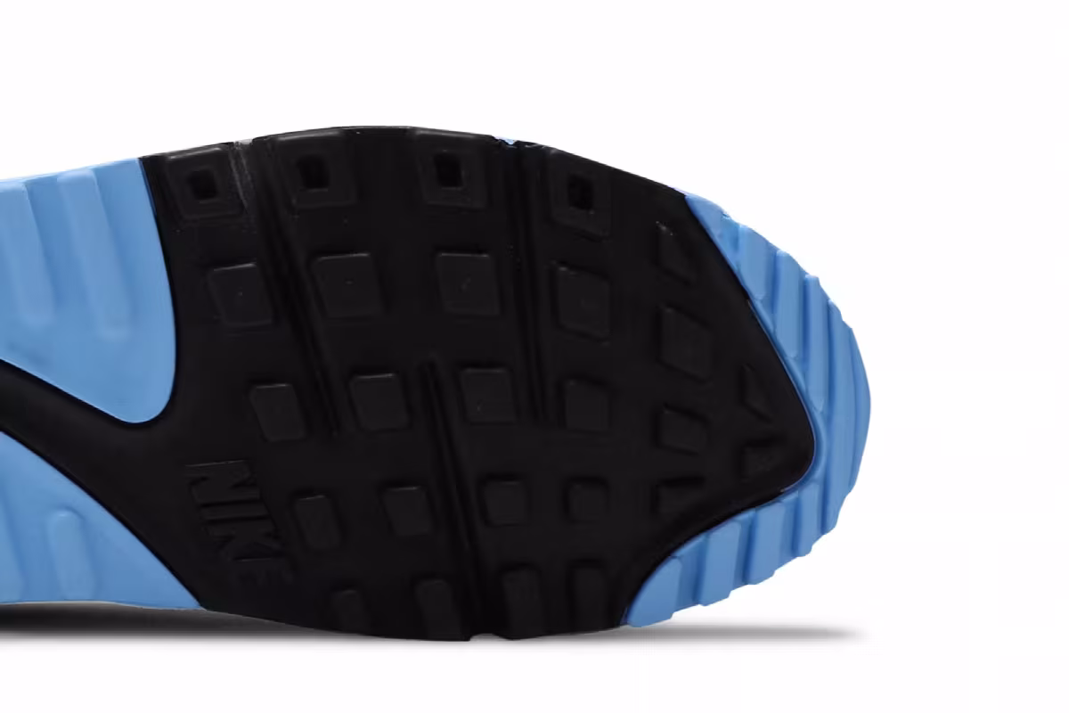 Nike Women's Air Max 90 First Use, view 6