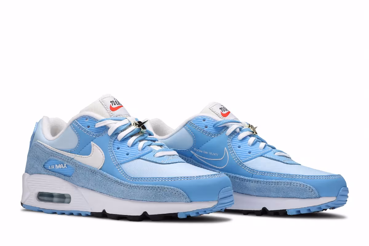 Nike Women's Air Max 90 First Use, view 9