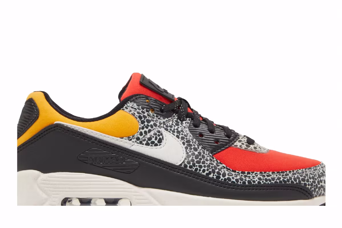 Nike Women's Air Max 90 SE Safari, view 3