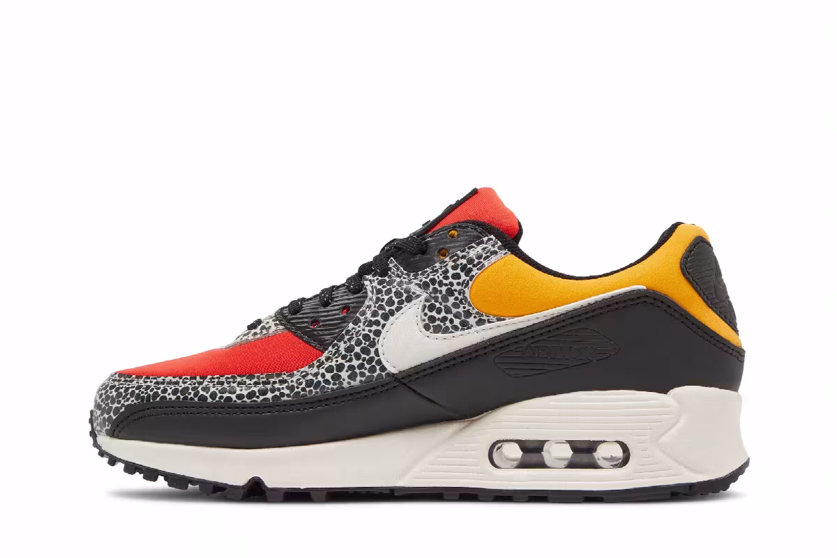 Nike Women's Air Max 90 SE Safari, view 4