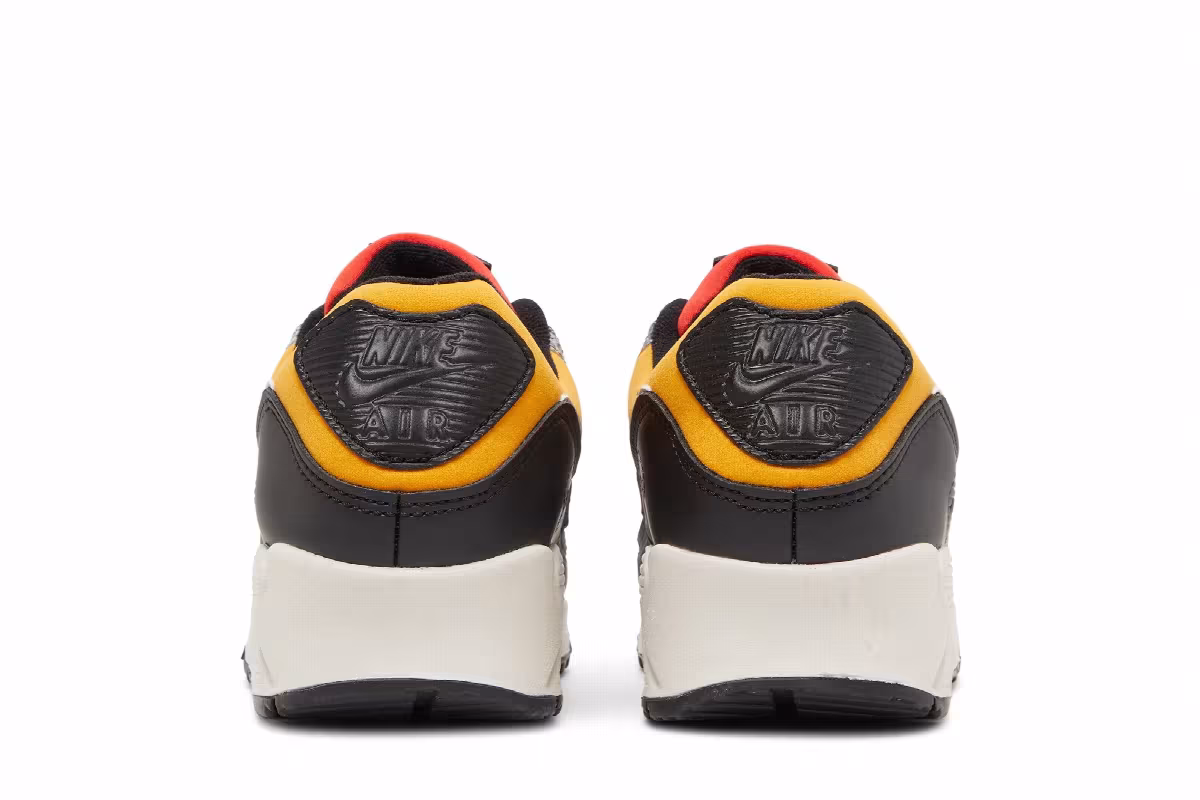 Nike Women's Air Max 90 SE Safari, view 7