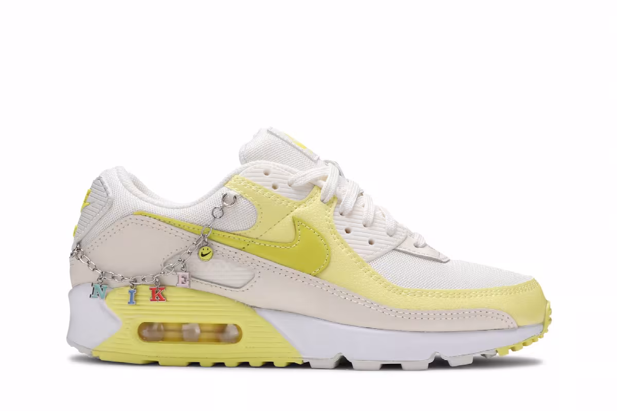 Nike Women's Air Max 90 SE Princess Charming, view 2