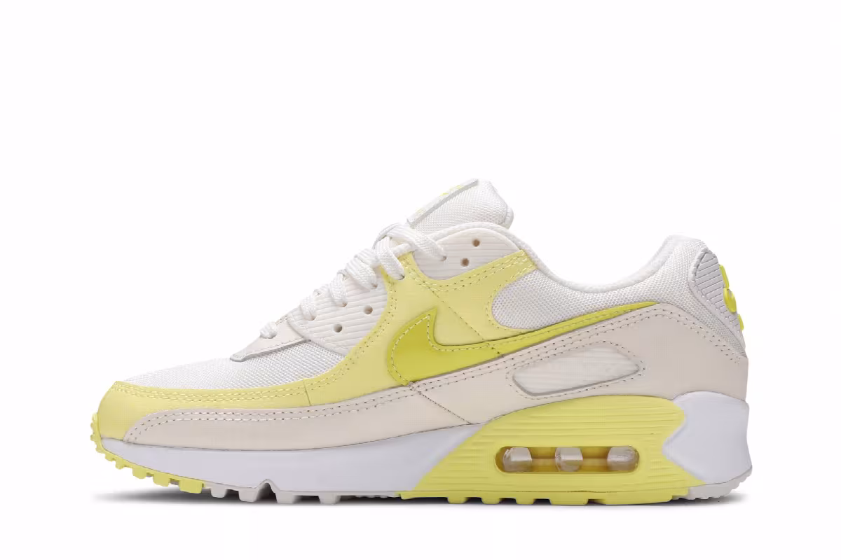 Nike Women's Air Max 90 SE Princess Charming, view 4