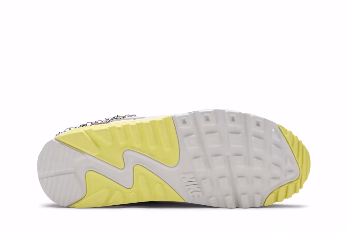 Nike Women's Air Max 90 SE Princess Charming, view 5