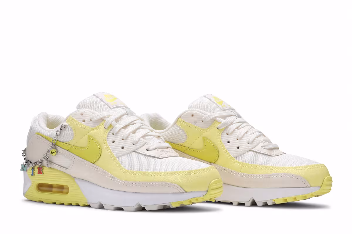 Nike Women's Air Max 90 SE Princess Charming, view 9
