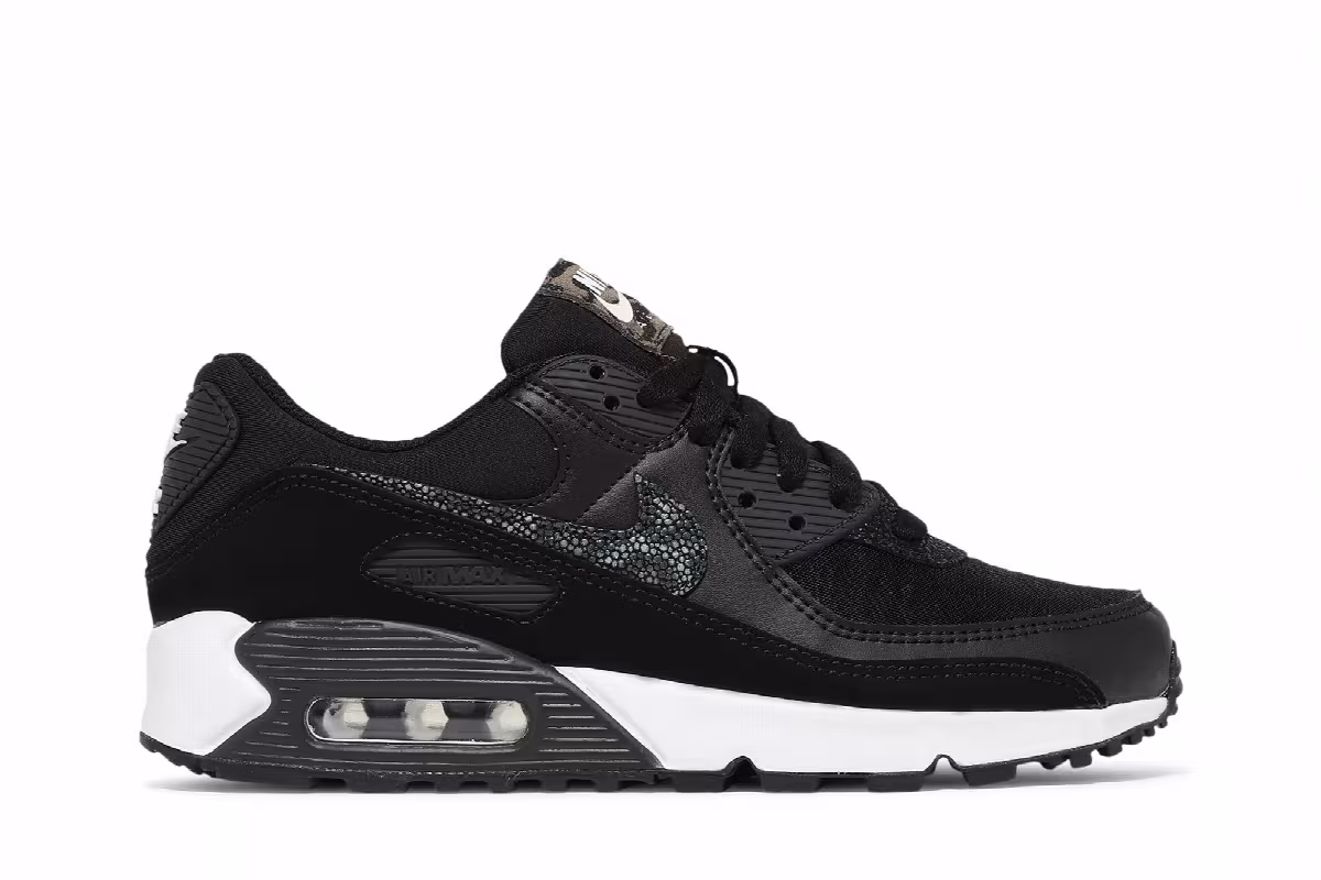Nike Women's Air Max 90 SE Black Safari, view 2