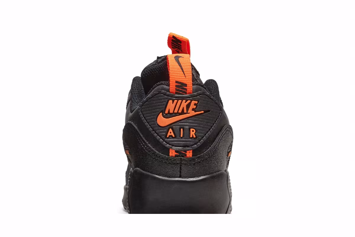 Nike Air Max 90 SE GS Black Total Orange, view 8
