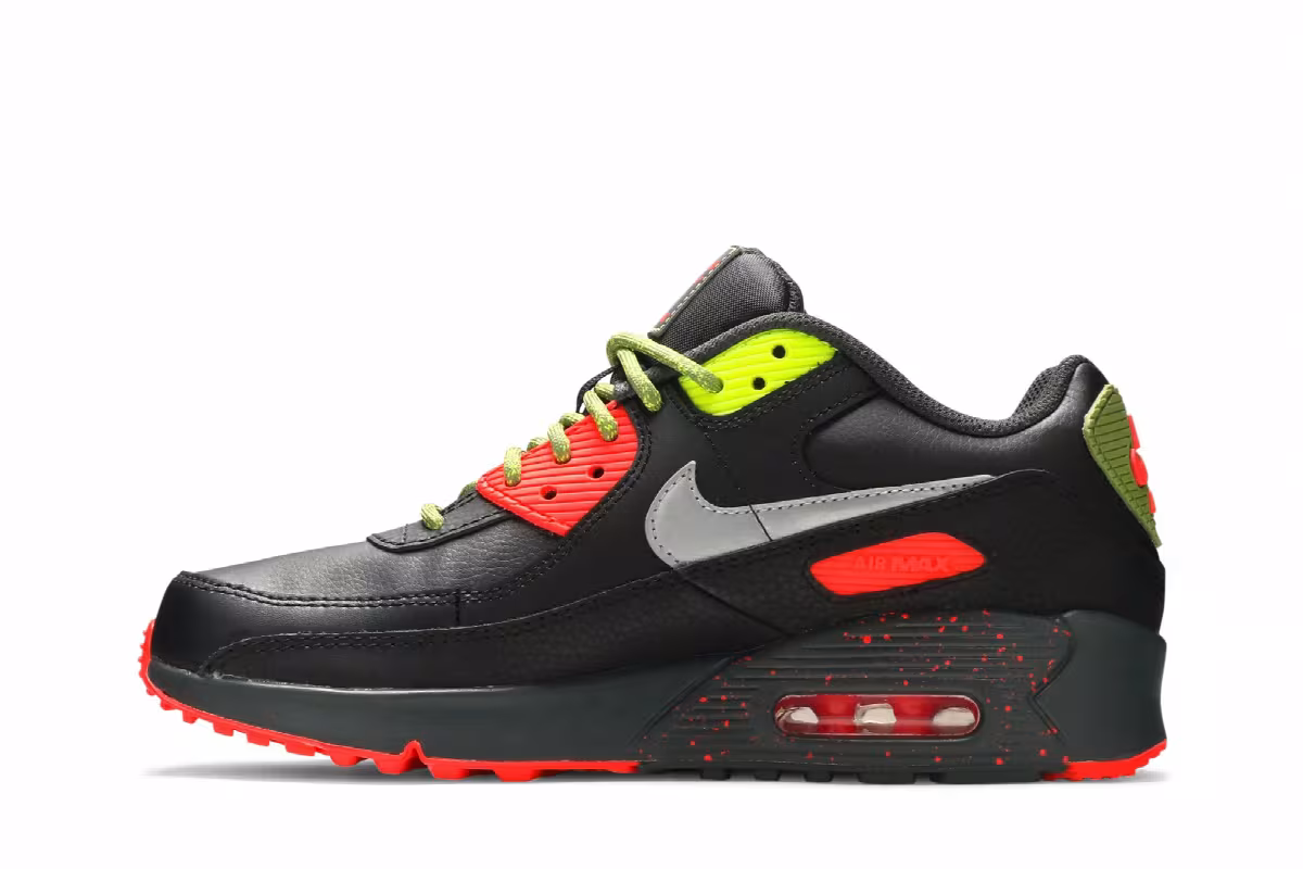 Nike Air Max 90 GS Black Asparagus, view 4