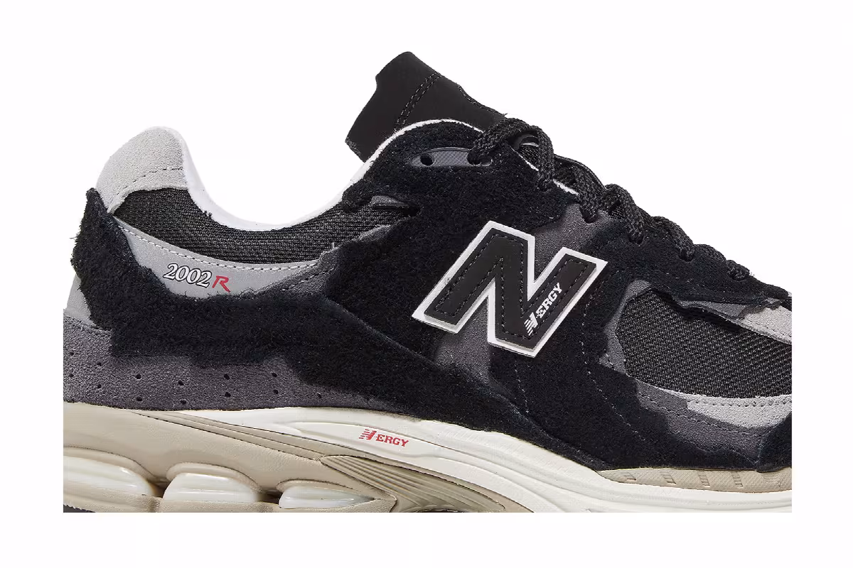 New Balance 2002R Protection Pack - Black Grey, view 3