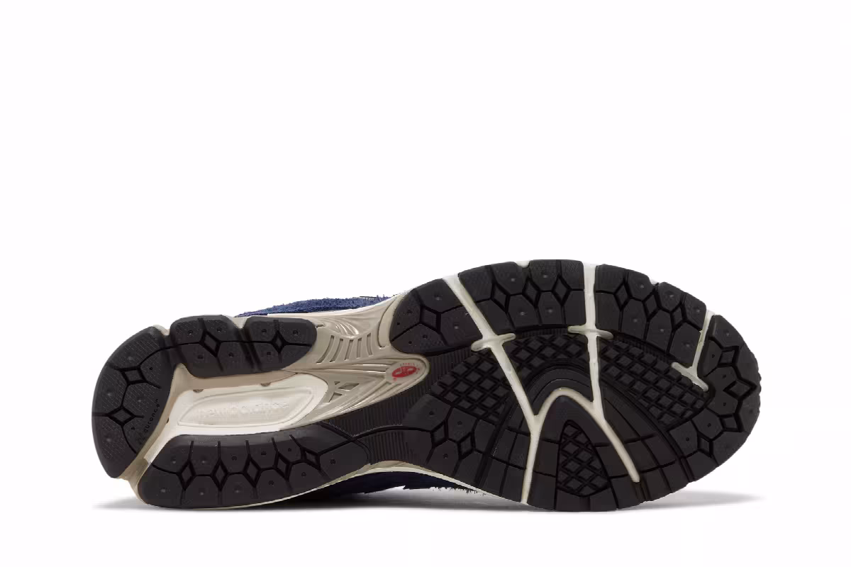 New Balance 2002R Protection Pack - Navy, view 5