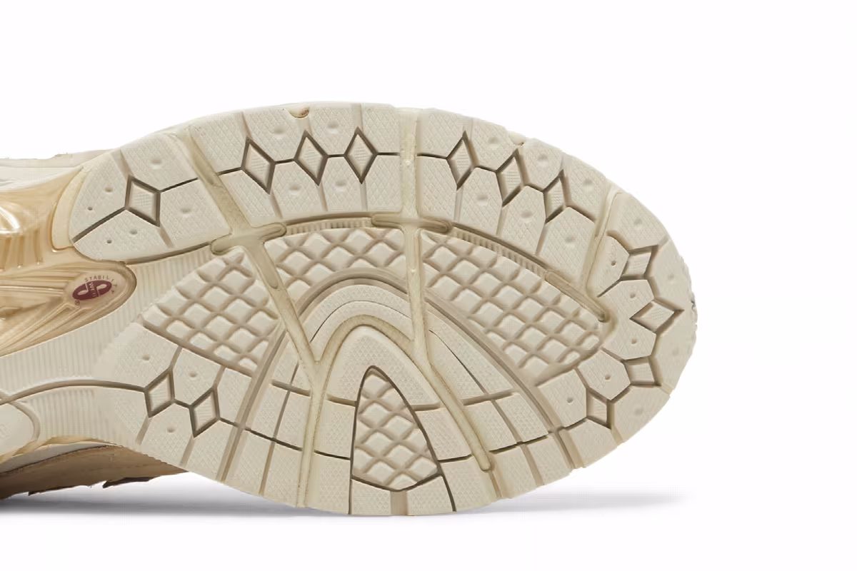 New Balance 2002R Protection Pack - Sandstone, view 6