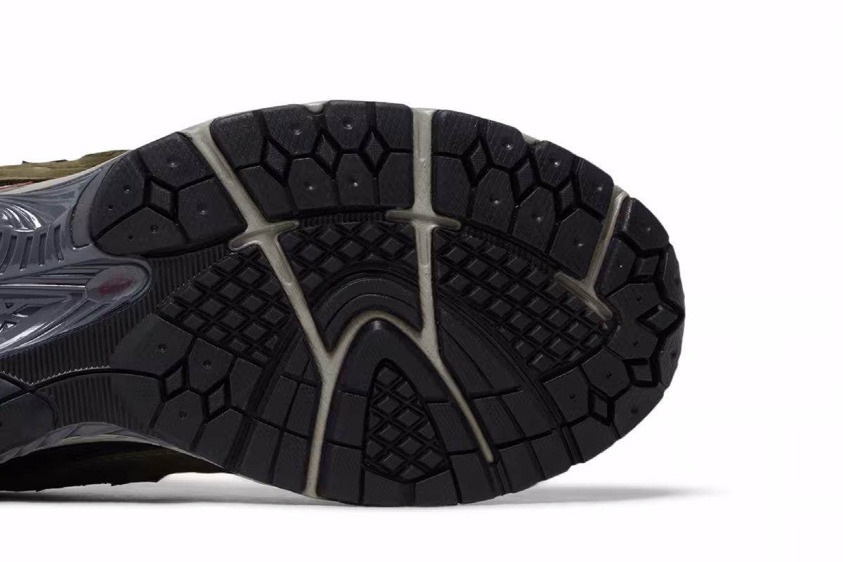 New Balance 2002R Protection Pack - Dark Moss, view 6