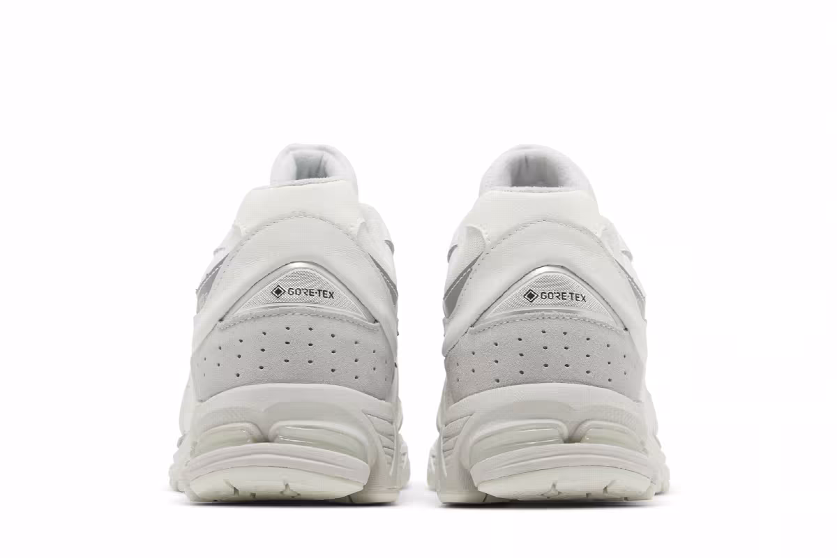New Balance 2002R GORE-TEX White Brighton Grey, view 7