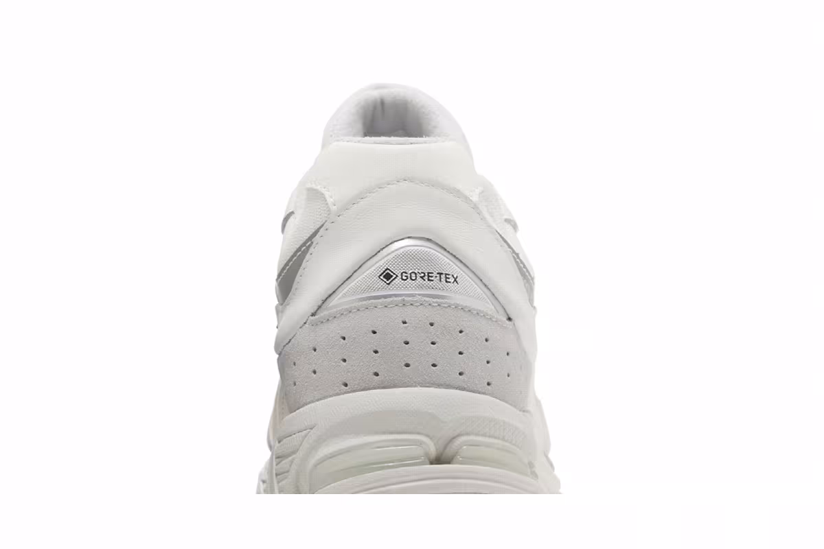 New Balance 2002R GORE-TEX White Brighton Grey, view 8