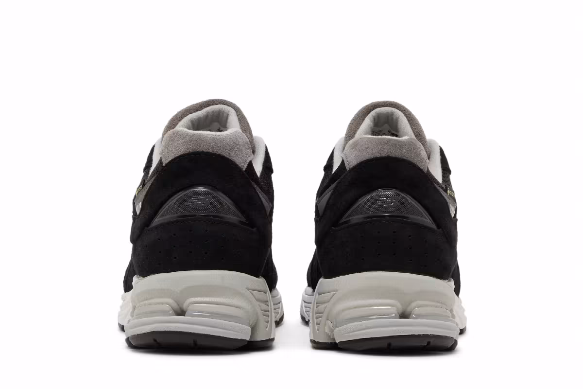 New Balance 2002R GORE-TEX Black Grey, view 7