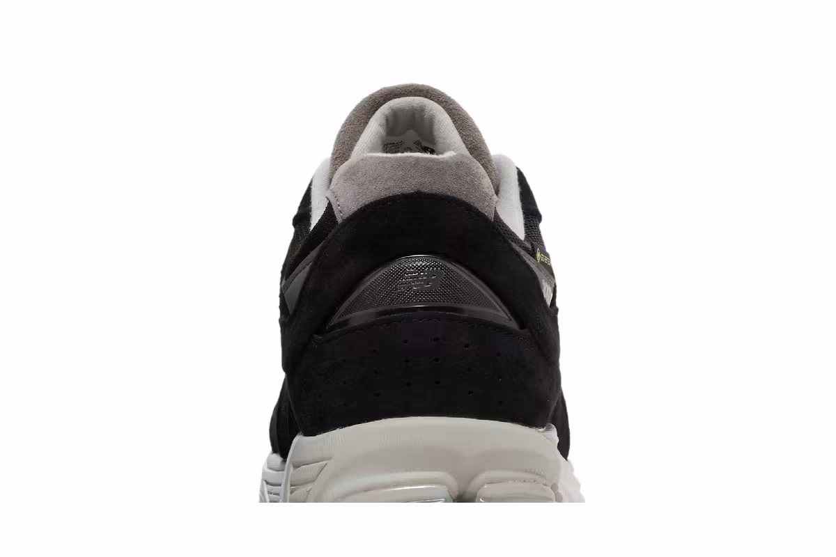 New Balance 2002R GORE-TEX Black Grey, view 8