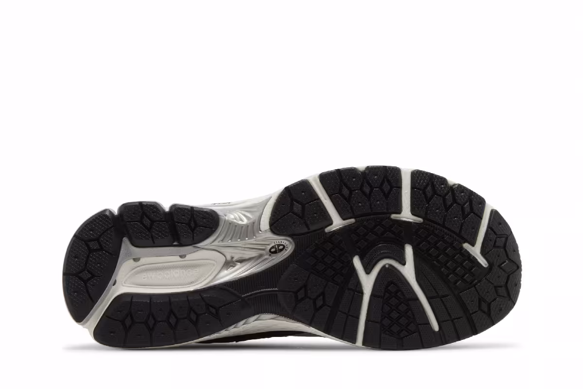 New Balance 2002R Slate Grey Black, view 5