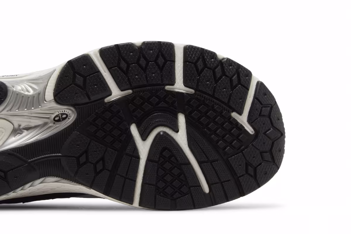 New Balance 2002R Slate Grey Black, view 6