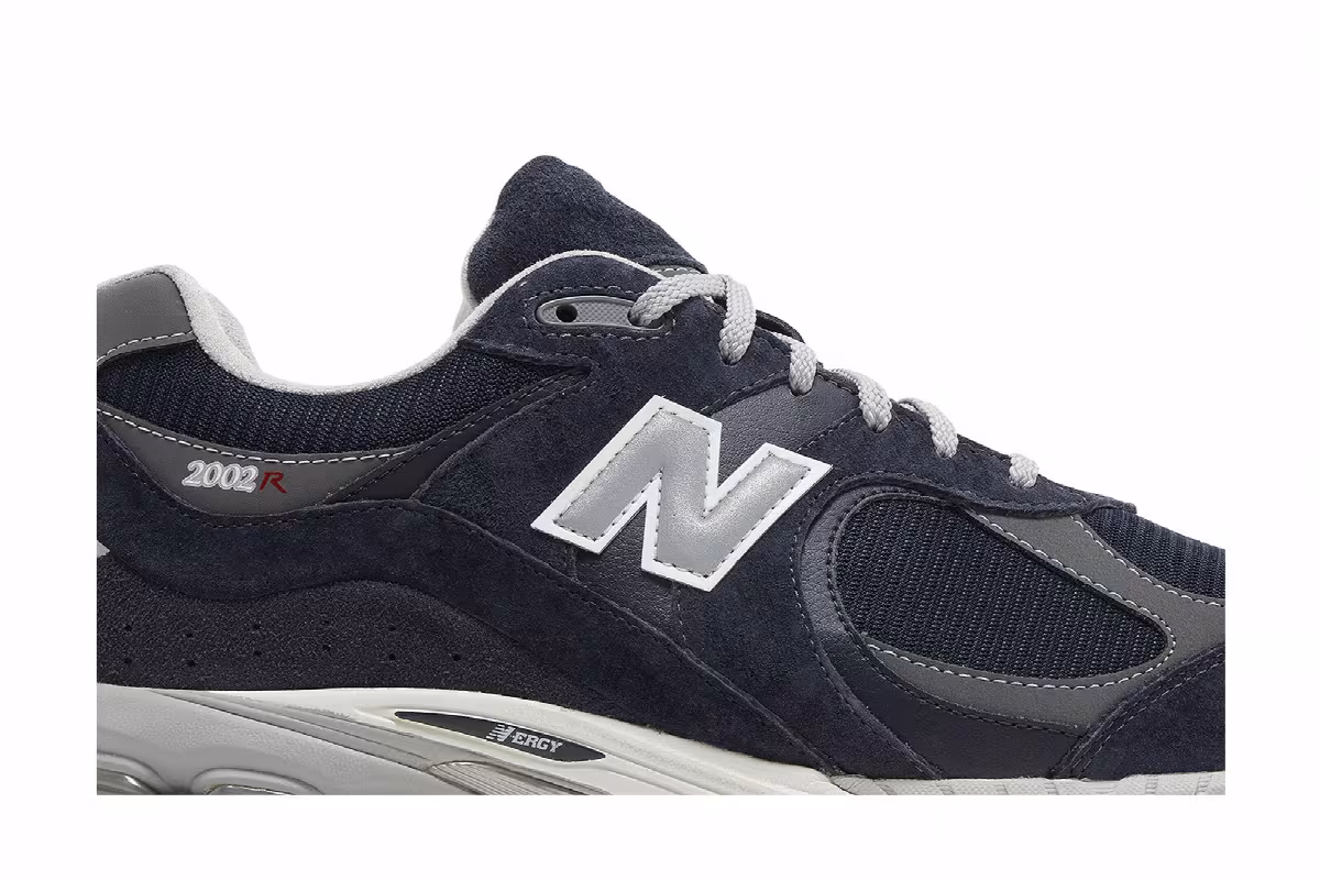 New Balance 2002R GORE-TEX Eclipse, view 3