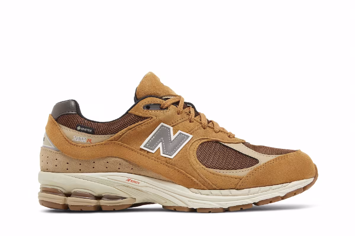 New Balance 2002R GORE-TEX Tobacco, view 2