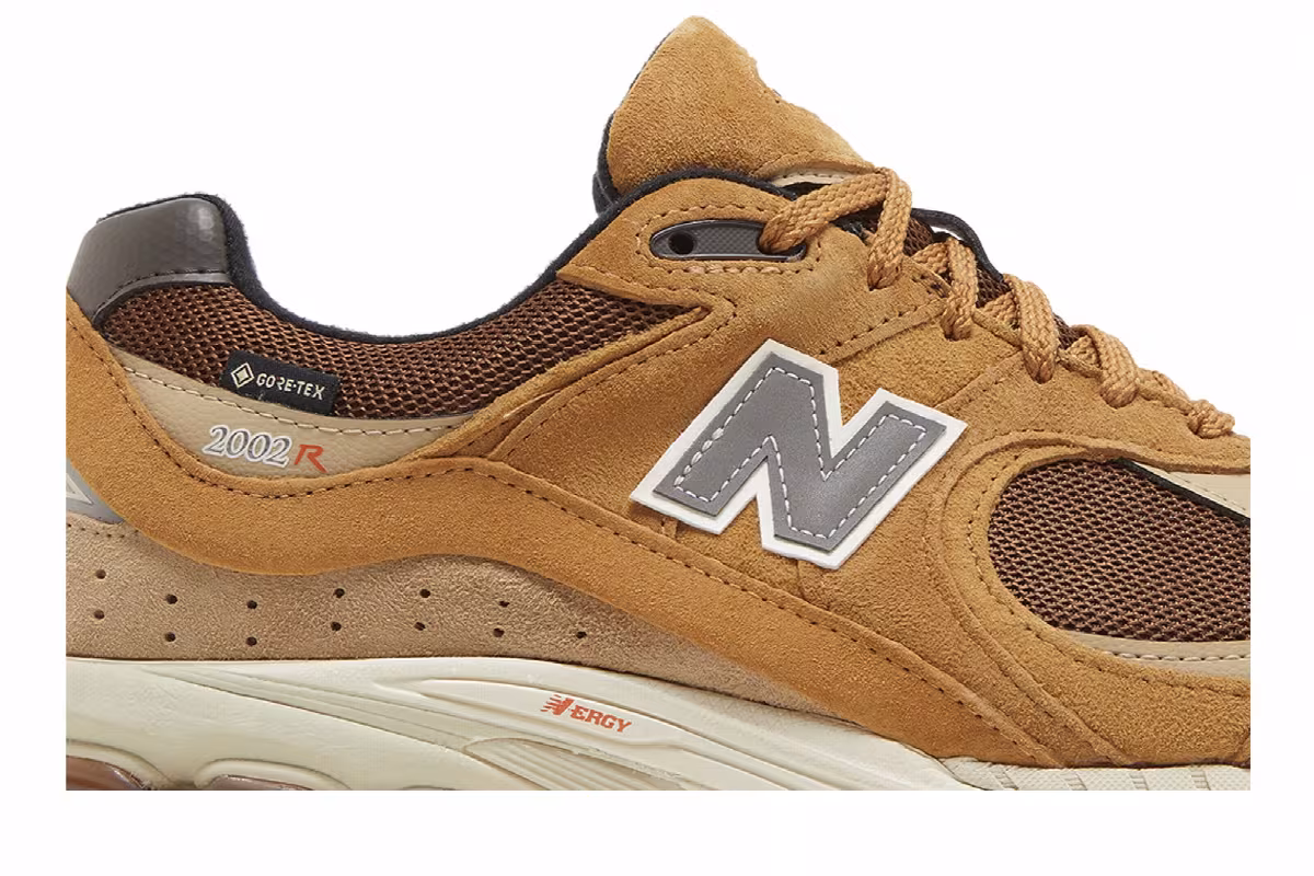 New Balance 2002R GORE-TEX Tobacco, view 3