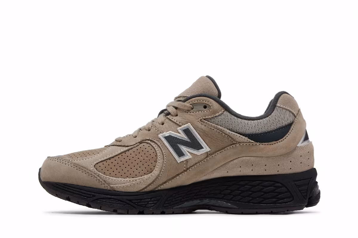 New Balance 2002R Driftwood Black, view 4