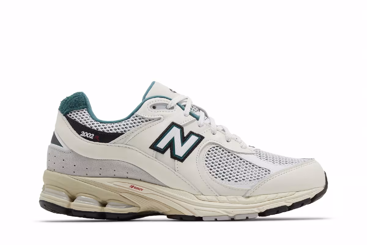 New Balance 2002R Pouch - Vintage Teal, view 2