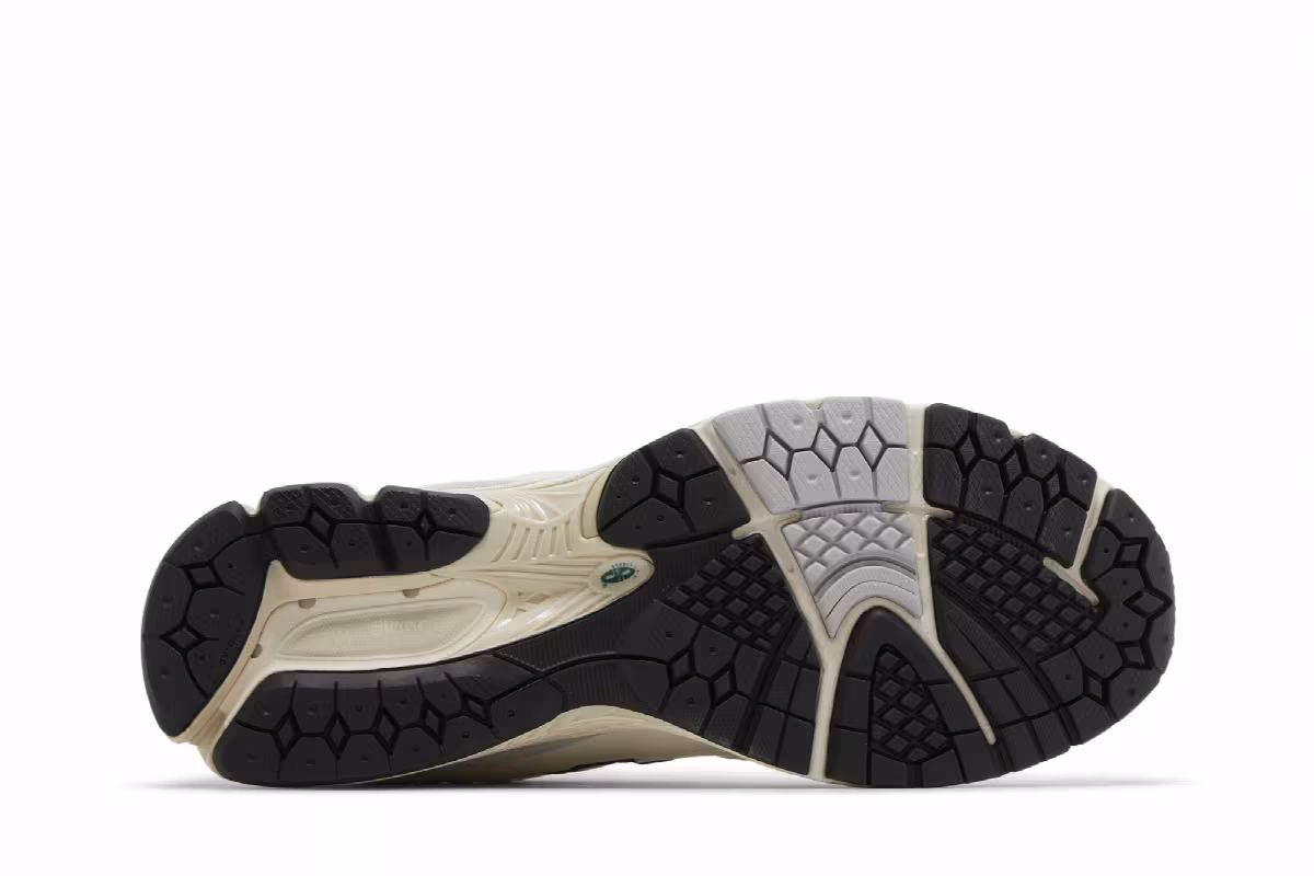 New Balance 2002R Pouch - Vintage Teal, view 5