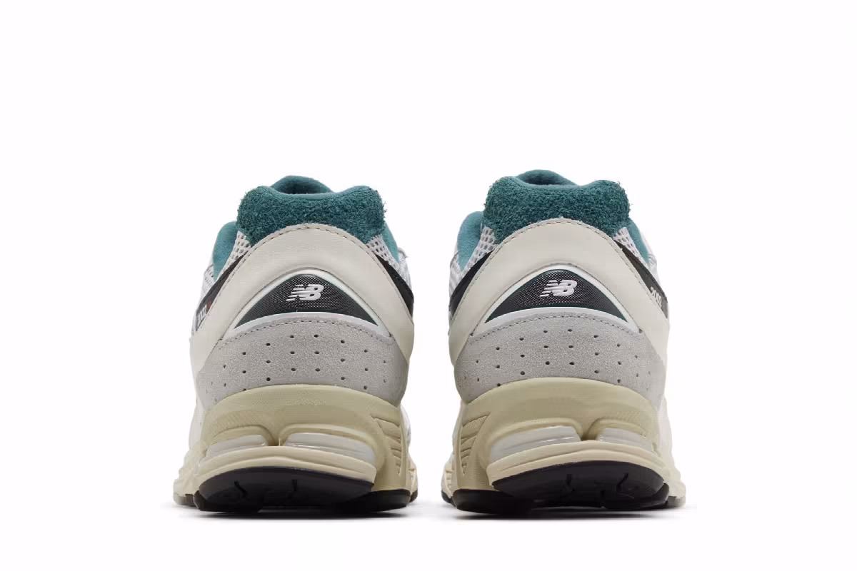 New Balance 2002R Pouch - Vintage Teal, view 7