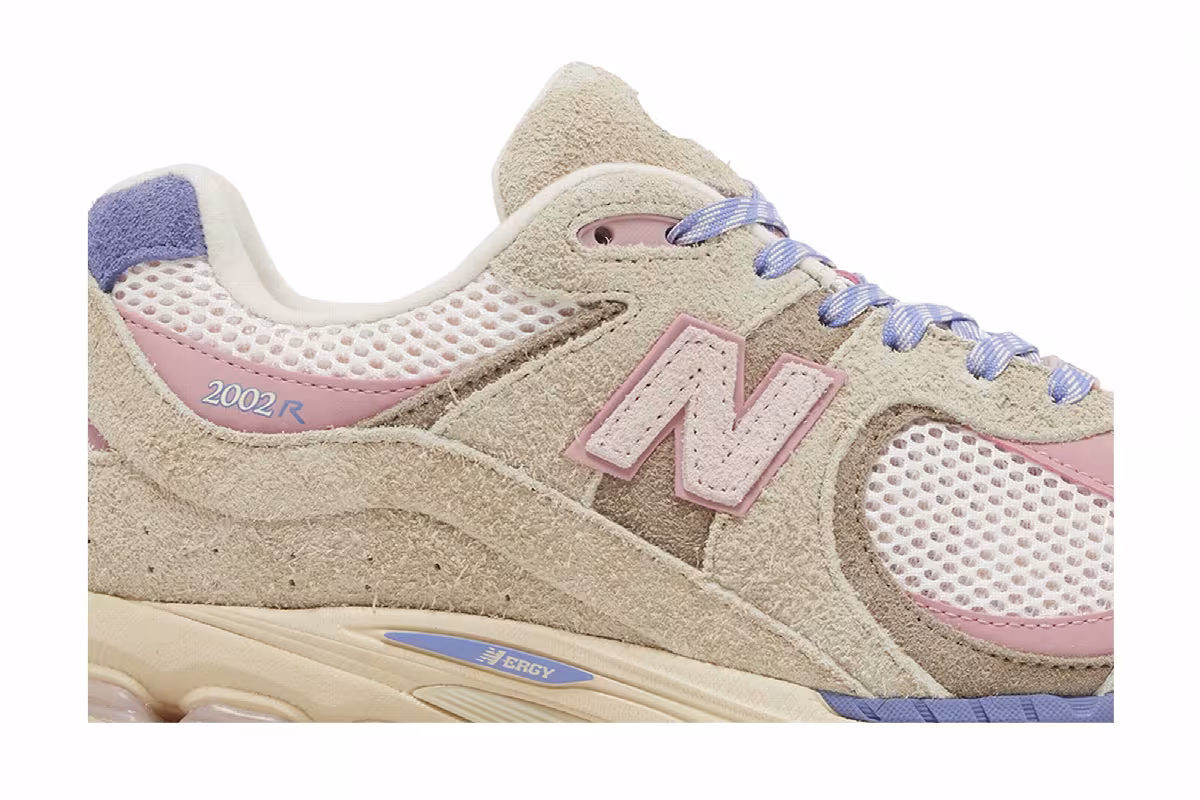 Hype DC x New Balance 2002R Native Dynamics, view 3