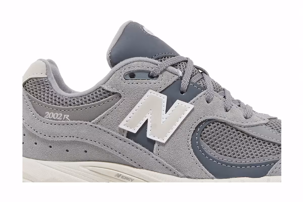 New Balance 2002R Big Kid Steel Lead, view 3