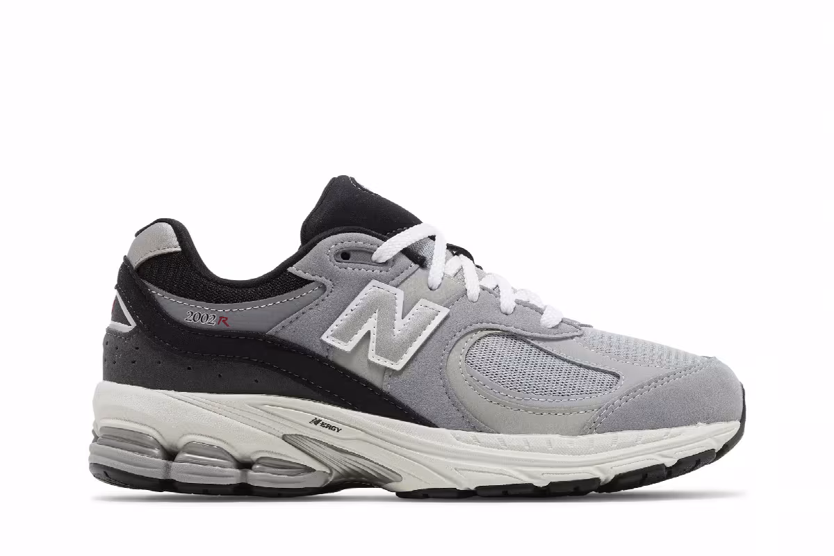 New Balance 2002R Big Kid Slate Grey Black, view 2