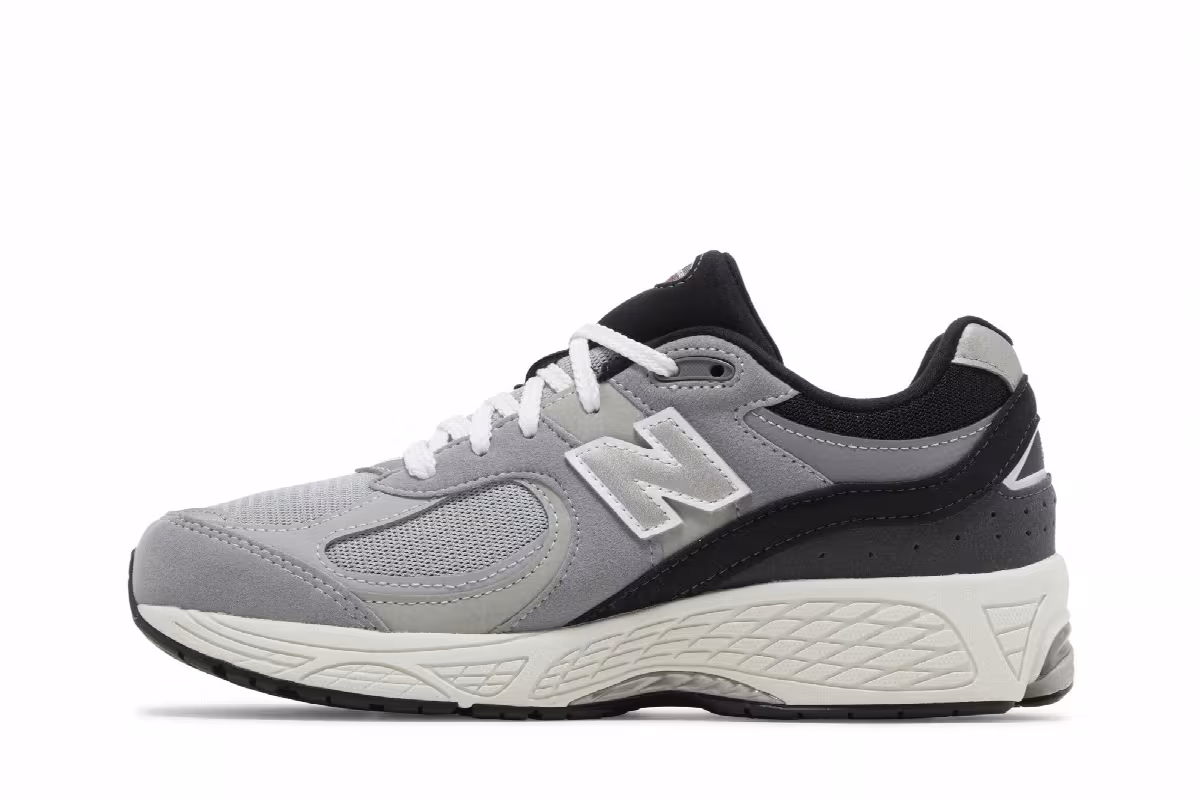 New Balance 2002R Big Kid Slate Grey Black, view 4